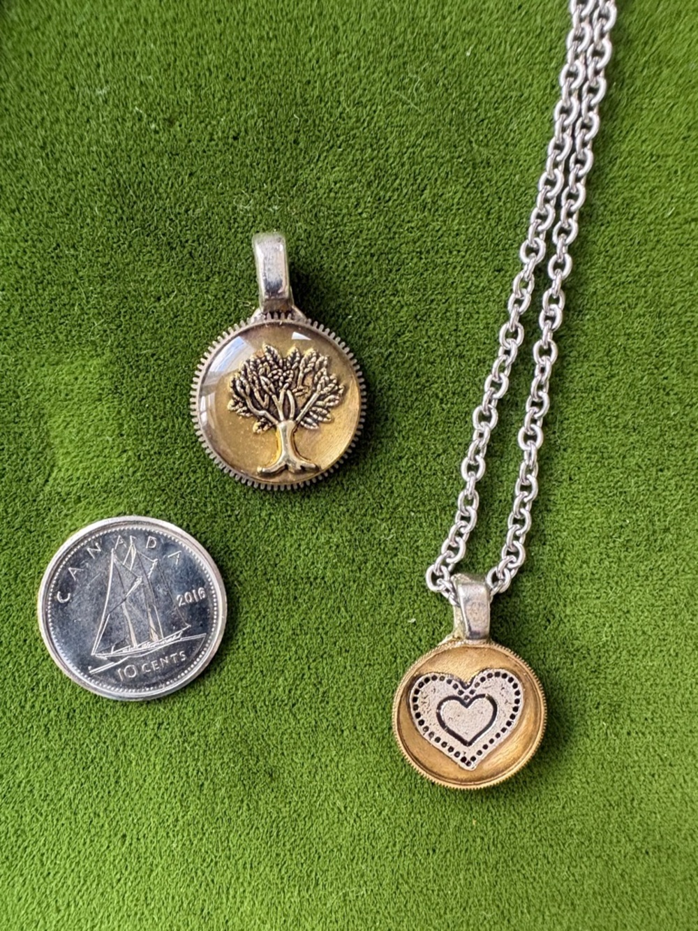 🌳💟ARTISAN Necklace w/ Heart & Tree of Life Charms on 20” Chain - Picture 3 of 9